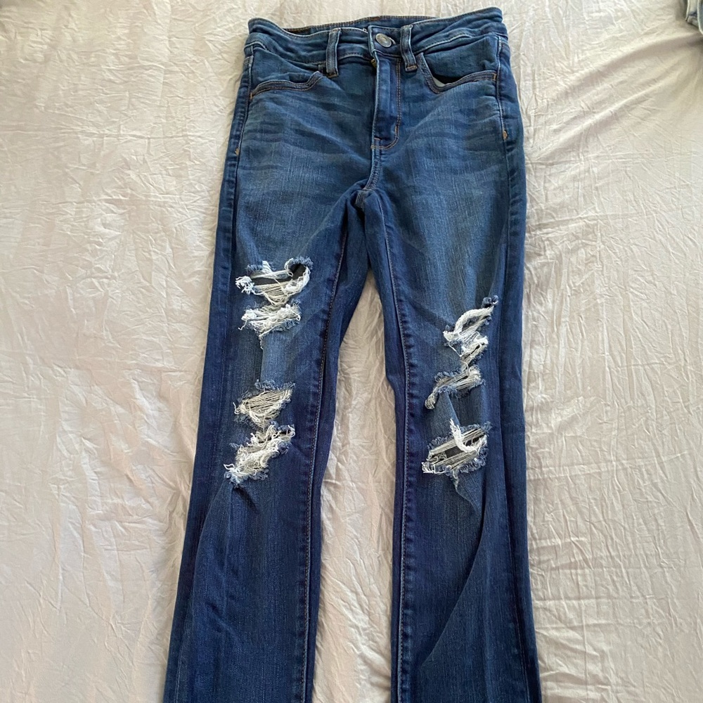 Ripped skinny jeans